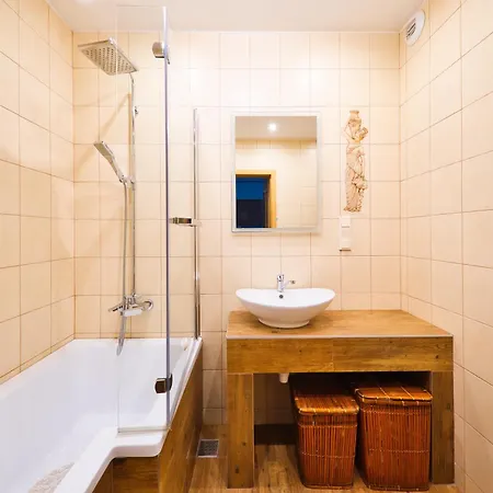 Lucky-time Pl - 2 - Ostrow Tumski *